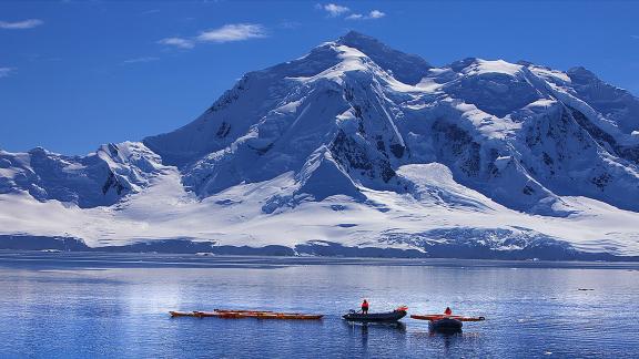 Antarctic landscape 5
