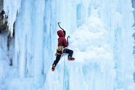 Ice climbing 25