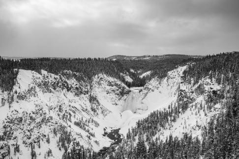 Winter canyon Yellowstone