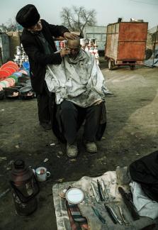 Street barber14