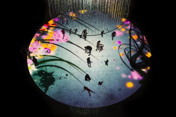DANCING FLOOR