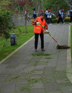 Sweep dust and pick up light 14