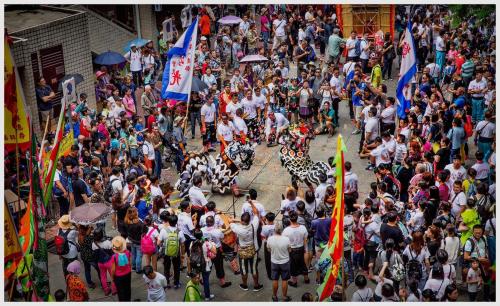 Chinese dance to celebrate