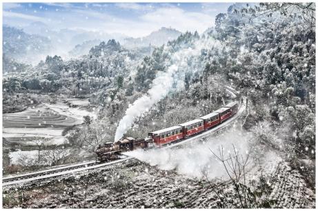Train running in cold weather