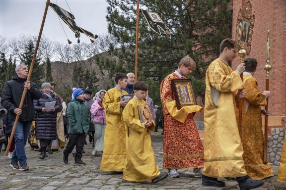 Orthodox procession