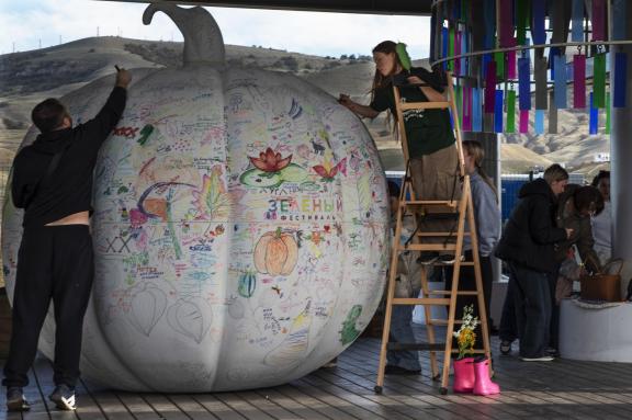 Painting a pumpkin