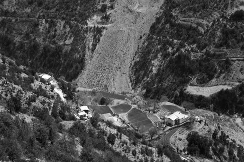 The winding mountain path 14