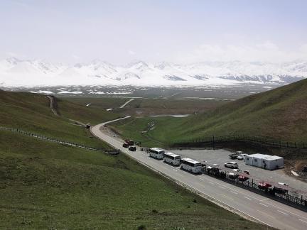 Road to the distant peak 8