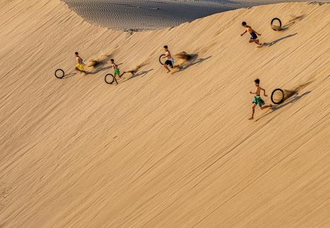Running down the dune