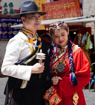 Tibetan sweethearts