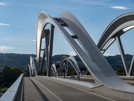 Linz Curved Bridge