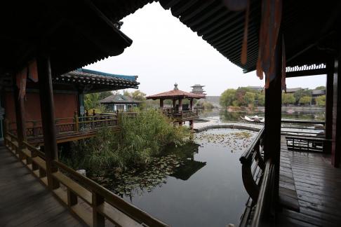 Visit the ancient city 80