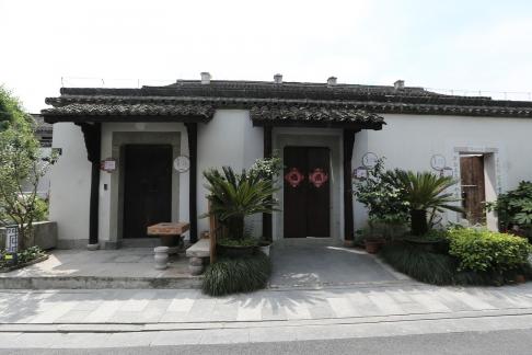 The ancient town charm 14