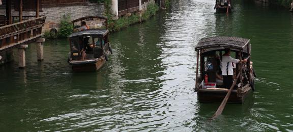 The sound of rowing in Jiangnan 24