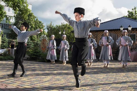 Tatar dance