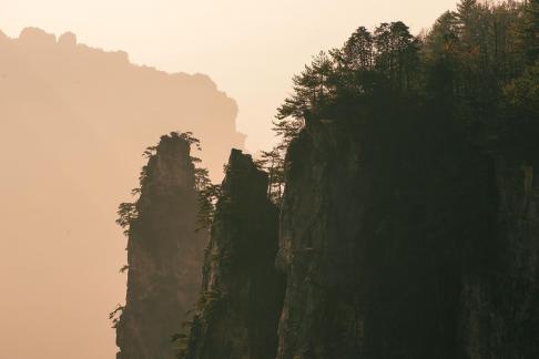 Between Yunshan Mountains 45
