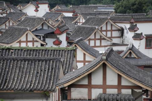 Yuncun layered eaves 5