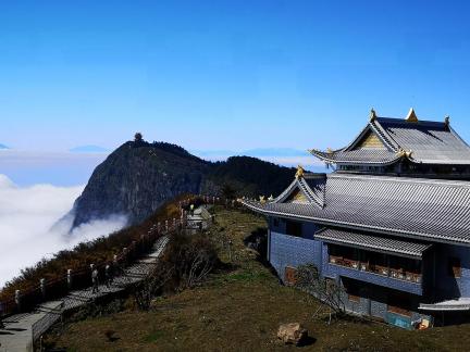 Jinding Buddhist Trail 1