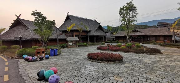 holiday town 2