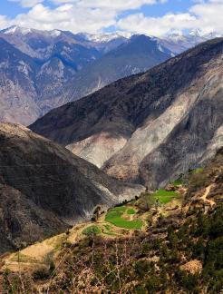 Scale of Mountains and Rivers 39