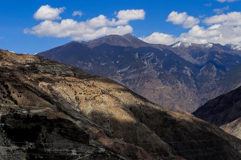 Scale of Mountains and Rivers 40