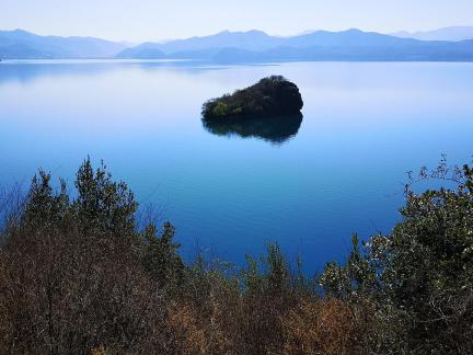 lake and mountain scenery 7