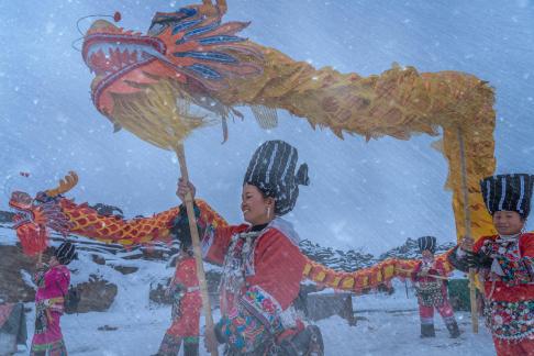 Xiangxi dragon dance10