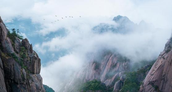 Fly over the Huangshan Fog Sea