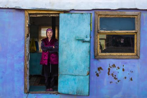 KYRGYZ WOMAN SUMMER 23