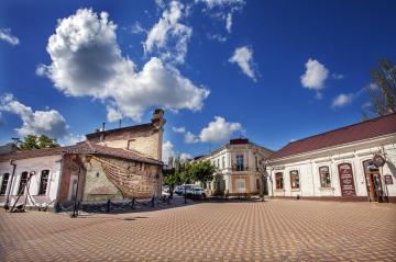 Feodosia Museum square 