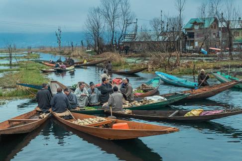 Floating Market 4