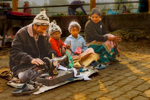 Nepal Street Seamster 103