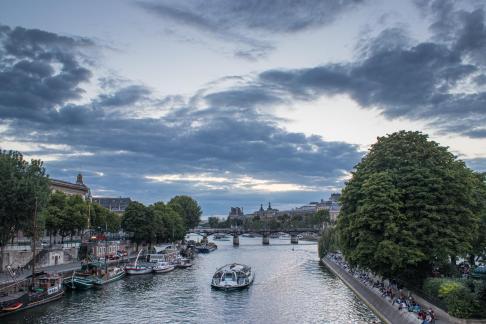 Seine at dusk