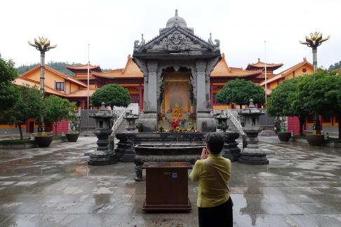 Praying Buddha
