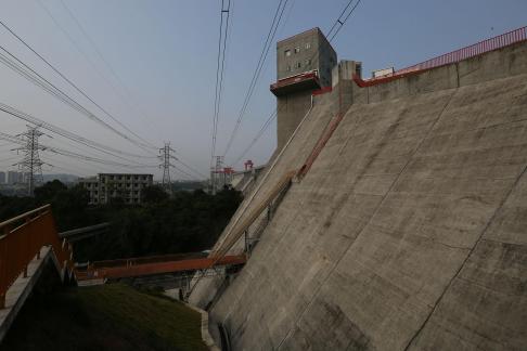 Transverse wave of dam 4