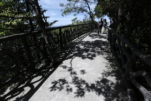 The Path of Light Gap 3