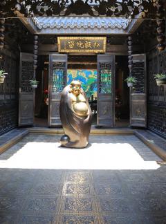 Copper Buddha in the Hall 1