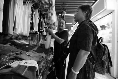 Floating light in the marketplace 9