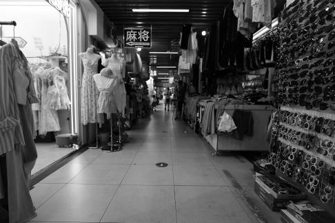 Floating light in the marketplace10