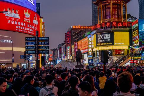 The flow of peopleduring holidays13