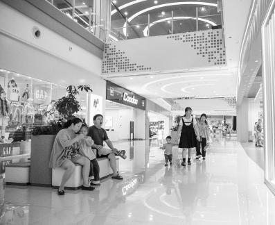 Shopping malls in big cities 16