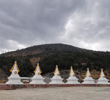 Xizang White Pagoda 6