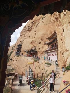 Horseshoe Thousand Buddha 49