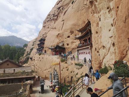 Horseshoe Thousand Buddha 50