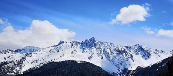 Towering into the sky 4