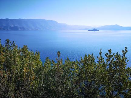 lake and mountain scenery 4