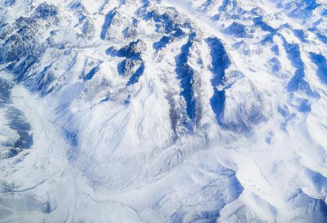 Looking at the glacier from afar 14