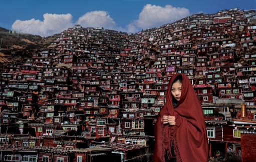 A Tibetan Girl in Seda_17121