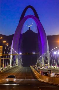 Emei Month of New Shougang Bridge
