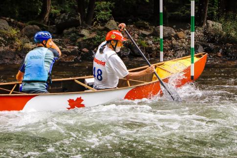 Tandem whitewater canoe race 1